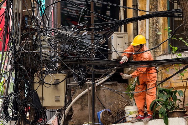 Mehrere Spalten gleichzeitig sortieren cables.jpg